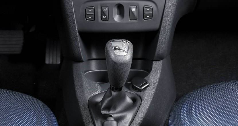 Otomatik Vites Yokuşta Geri Kaçırıyor